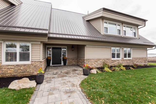 Photo 4 of Unit 203, 110 Bayshore Drive, Loyalist, Bath — HOMEH