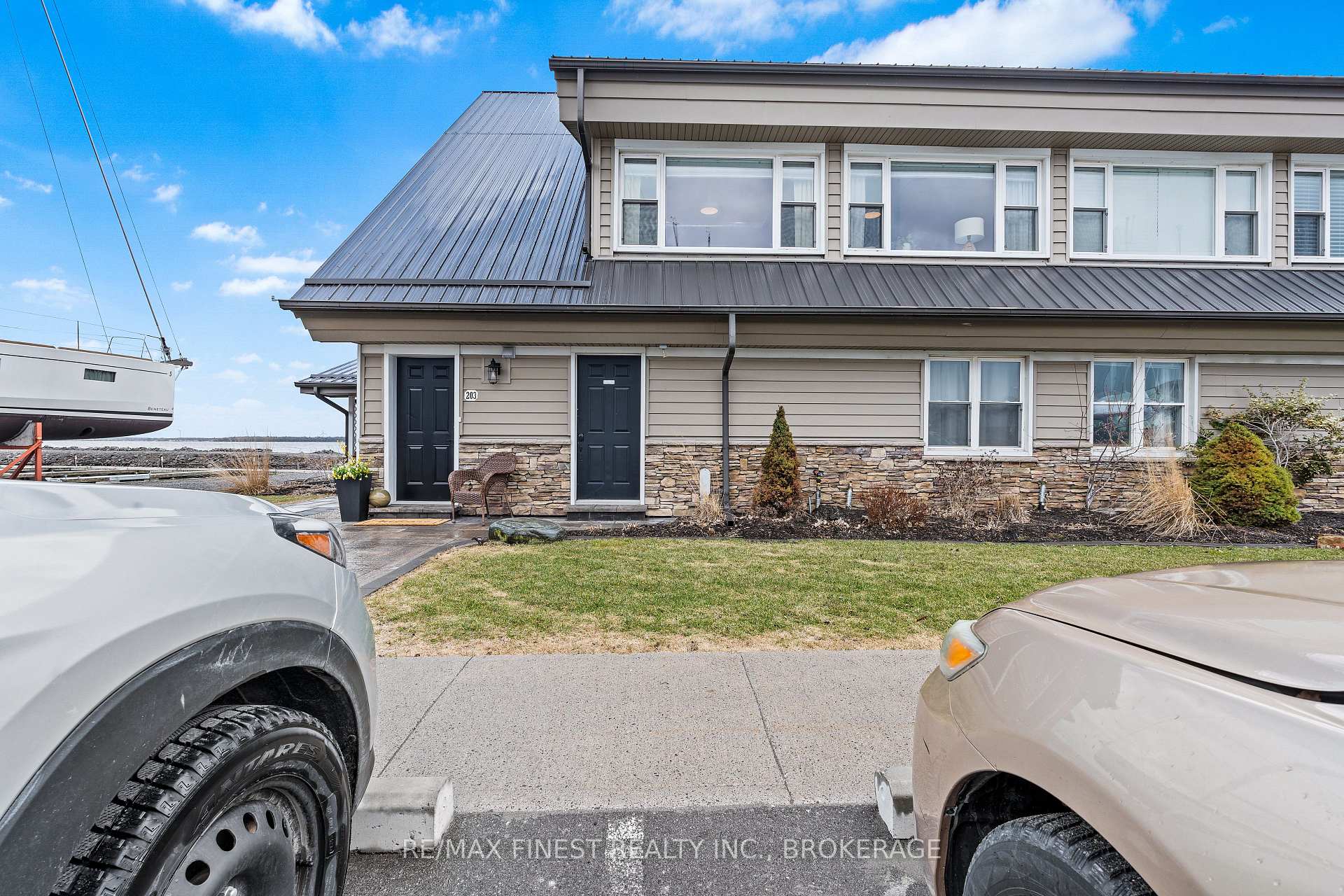 Photo 11 of Unit 203, 110 Bayshore Drive, Loyalist, Bath — HOMEH
