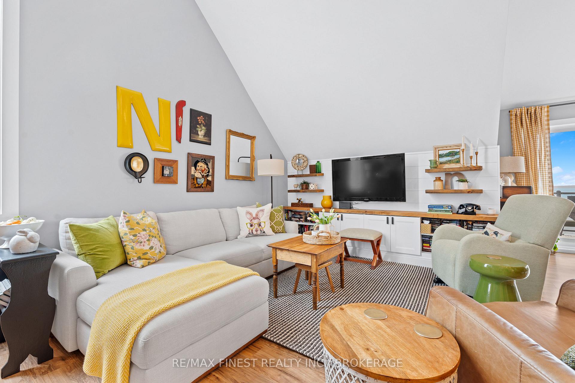 Photo 15 of Unit 203, 110 Bayshore Drive, Loyalist, Bath — HOMEH