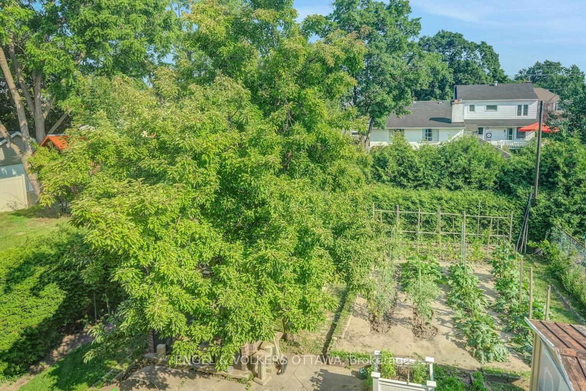Photo 28 of 28A Ashburn Drive, Ottawa, Borden Farm/Stewart Farm/Carleton Heights/Parkwood Hills — HOMEH