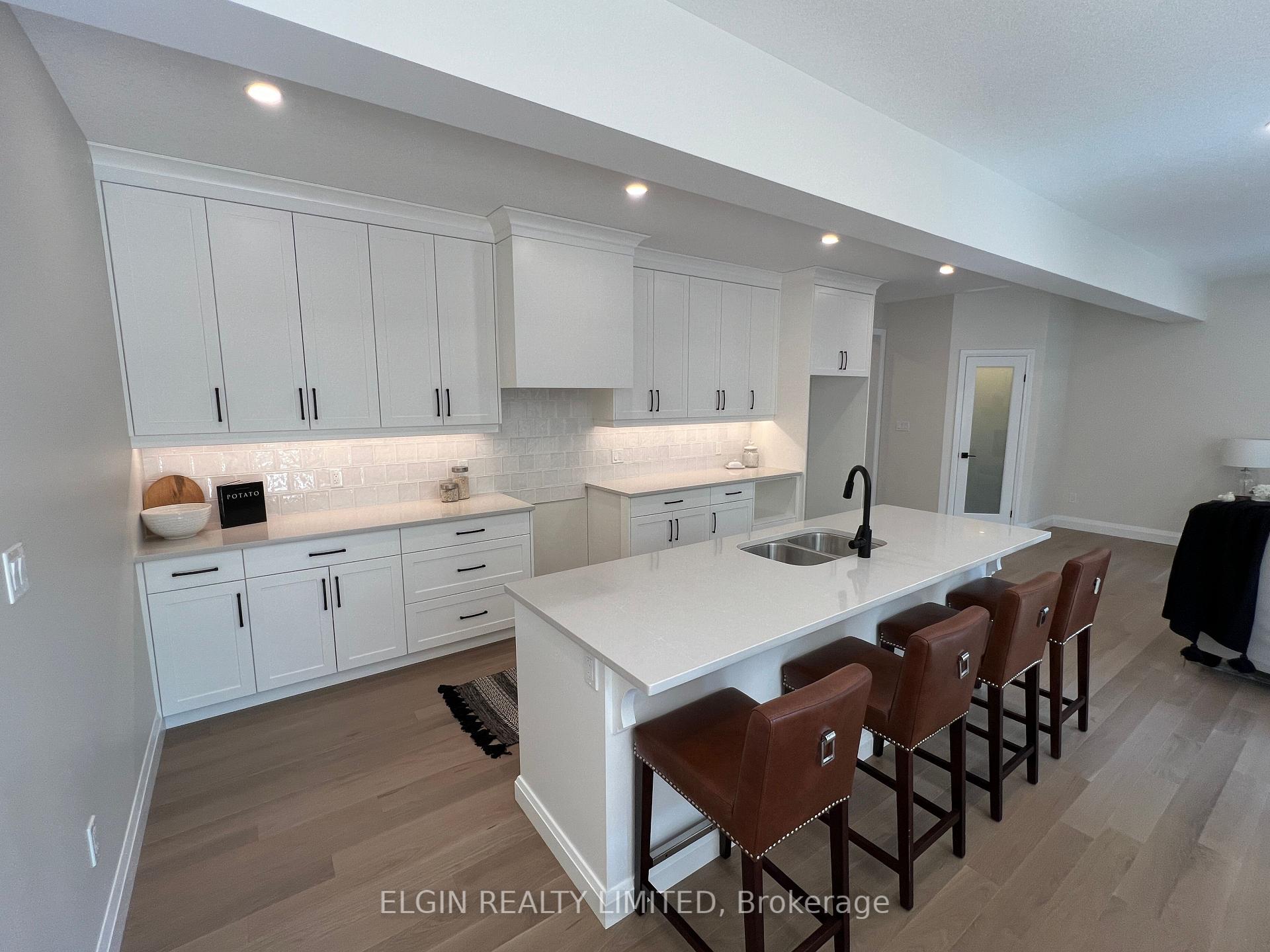 Photo 10 of 37-49 Royal Dornoch Drive, St. Thomas — HOMEH