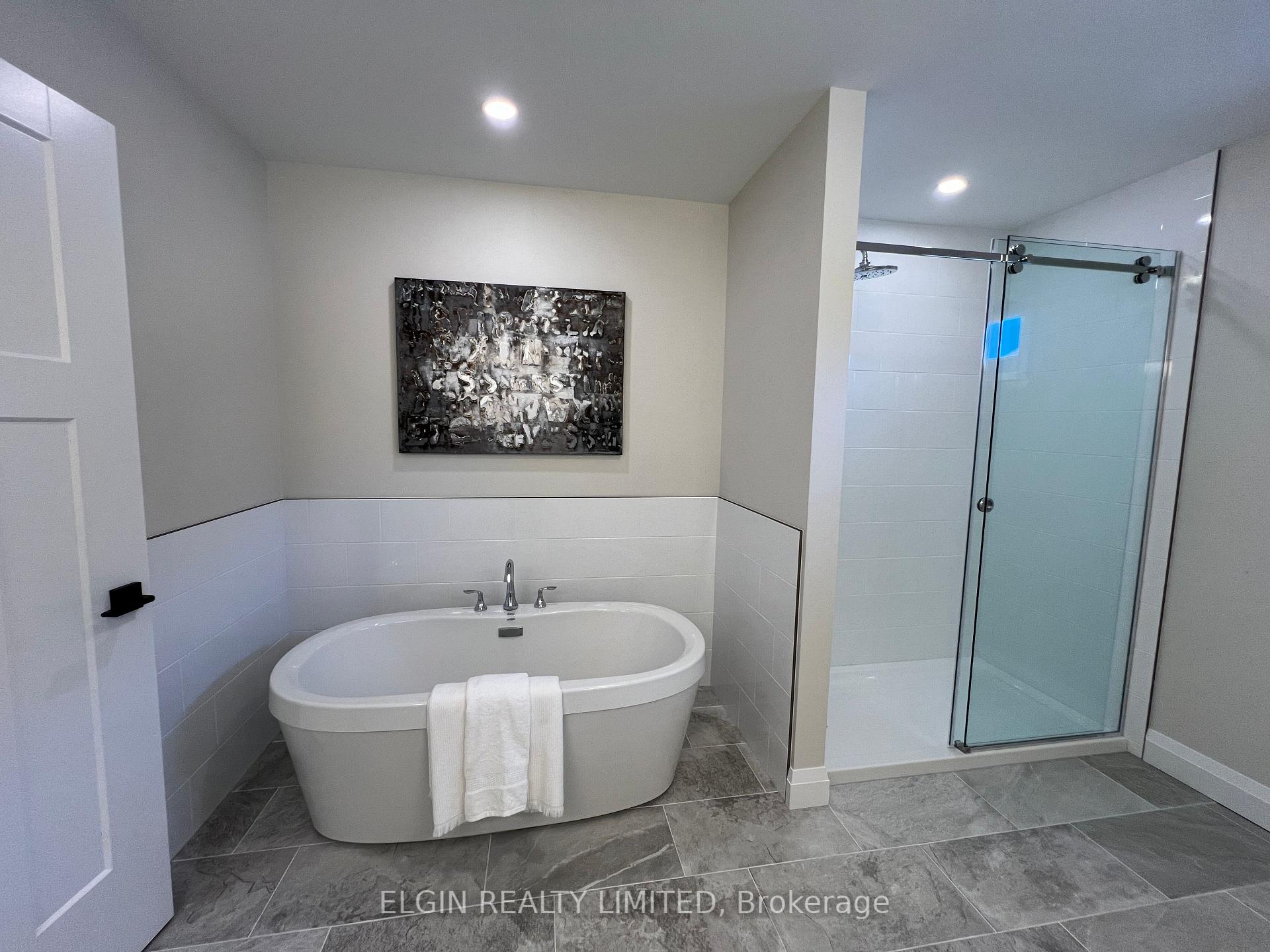 Photo 20 of 37-49 Royal Dornoch Drive, St. Thomas — HOMEH