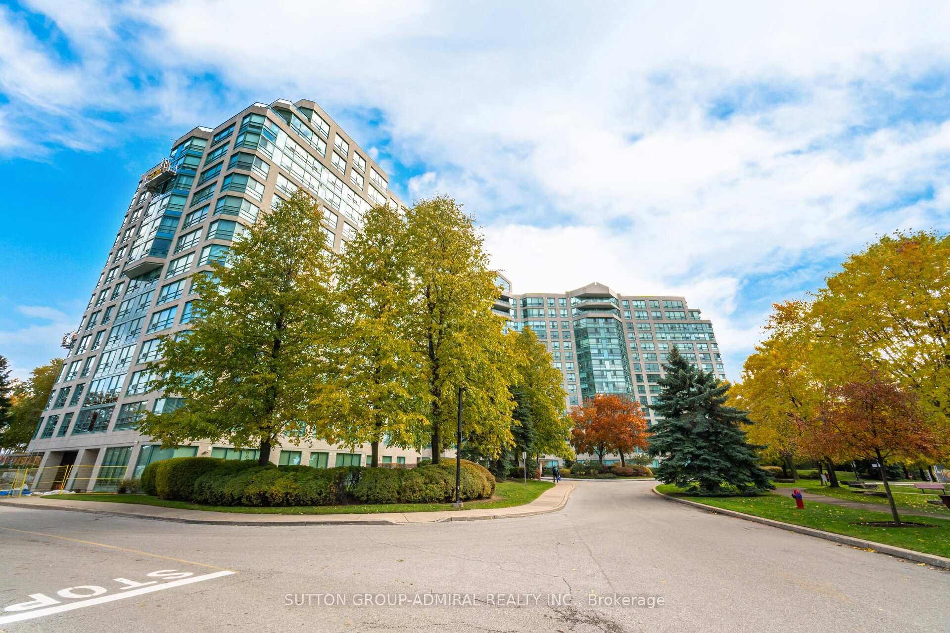 Photo 1 of Unit 1211, 7825 Bayview Avenue, Markham, Aileen-Willowbrook — HOMEH