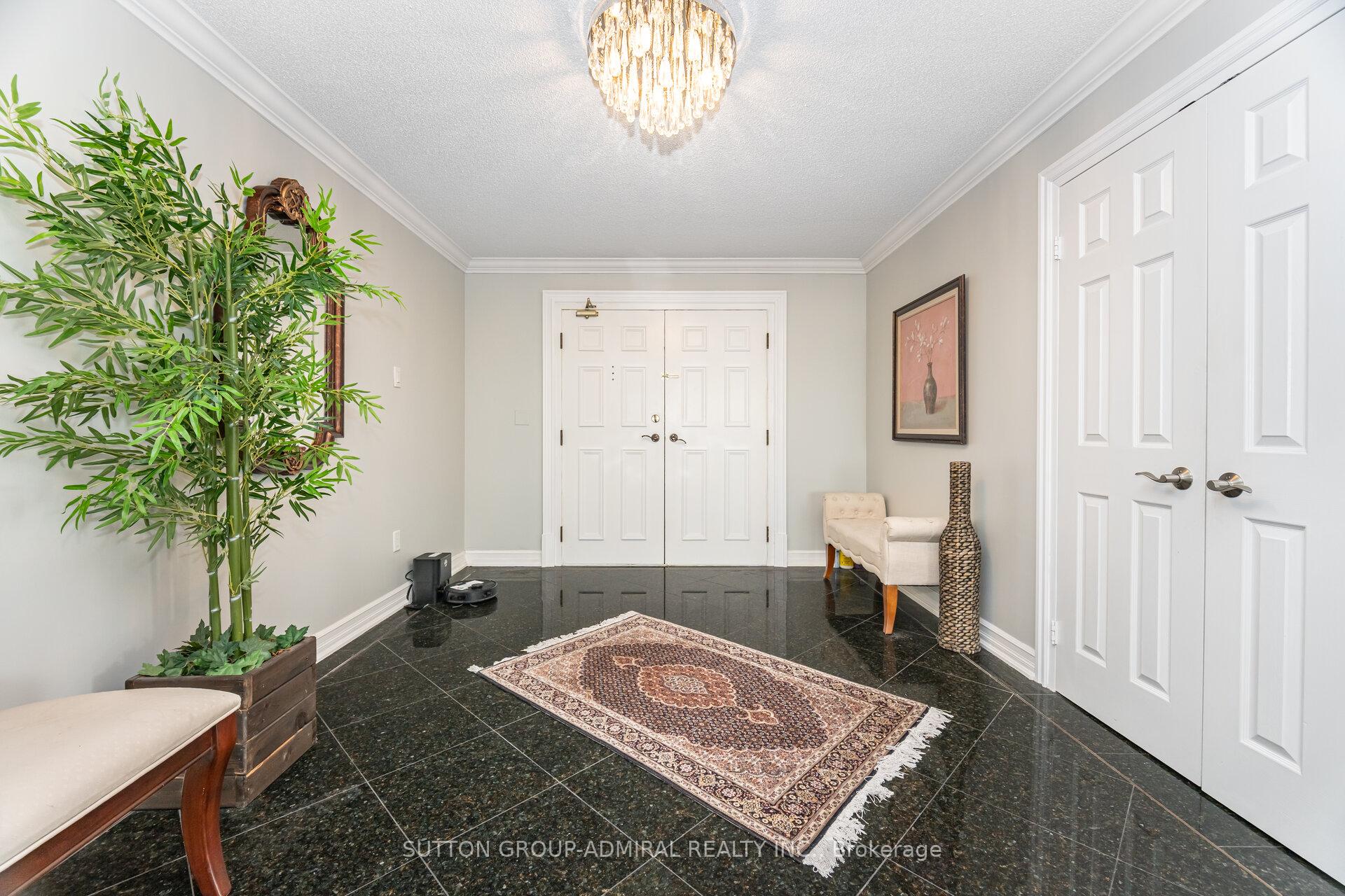 Photo 4 of Unit 1211, 7825 Bayview Avenue, Markham, Aileen-Willowbrook — HOMEH
