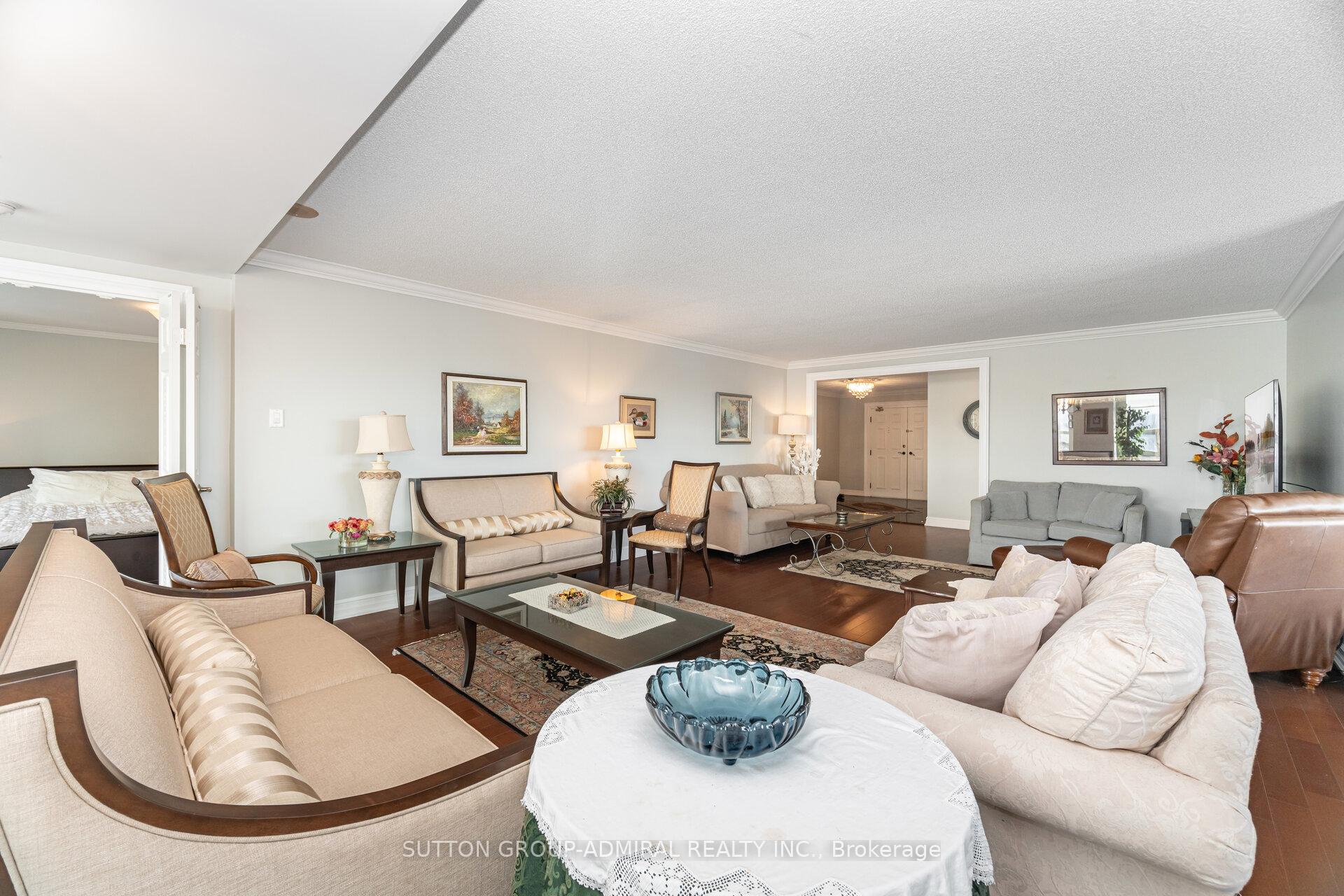 Photo 9 of Unit 1211, 7825 Bayview Avenue, Markham, Aileen-Willowbrook — HOMEH