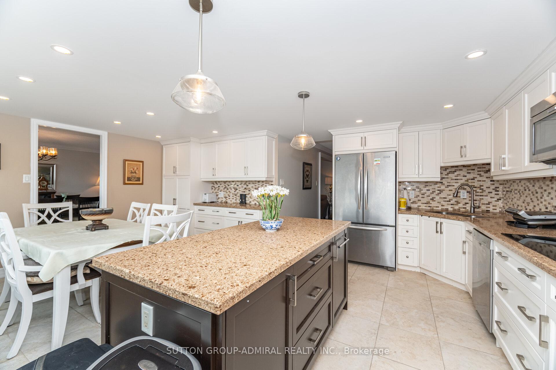 Photo 26 of Unit 1211, 7825 Bayview Avenue, Markham, Aileen-Willowbrook — HOMEH