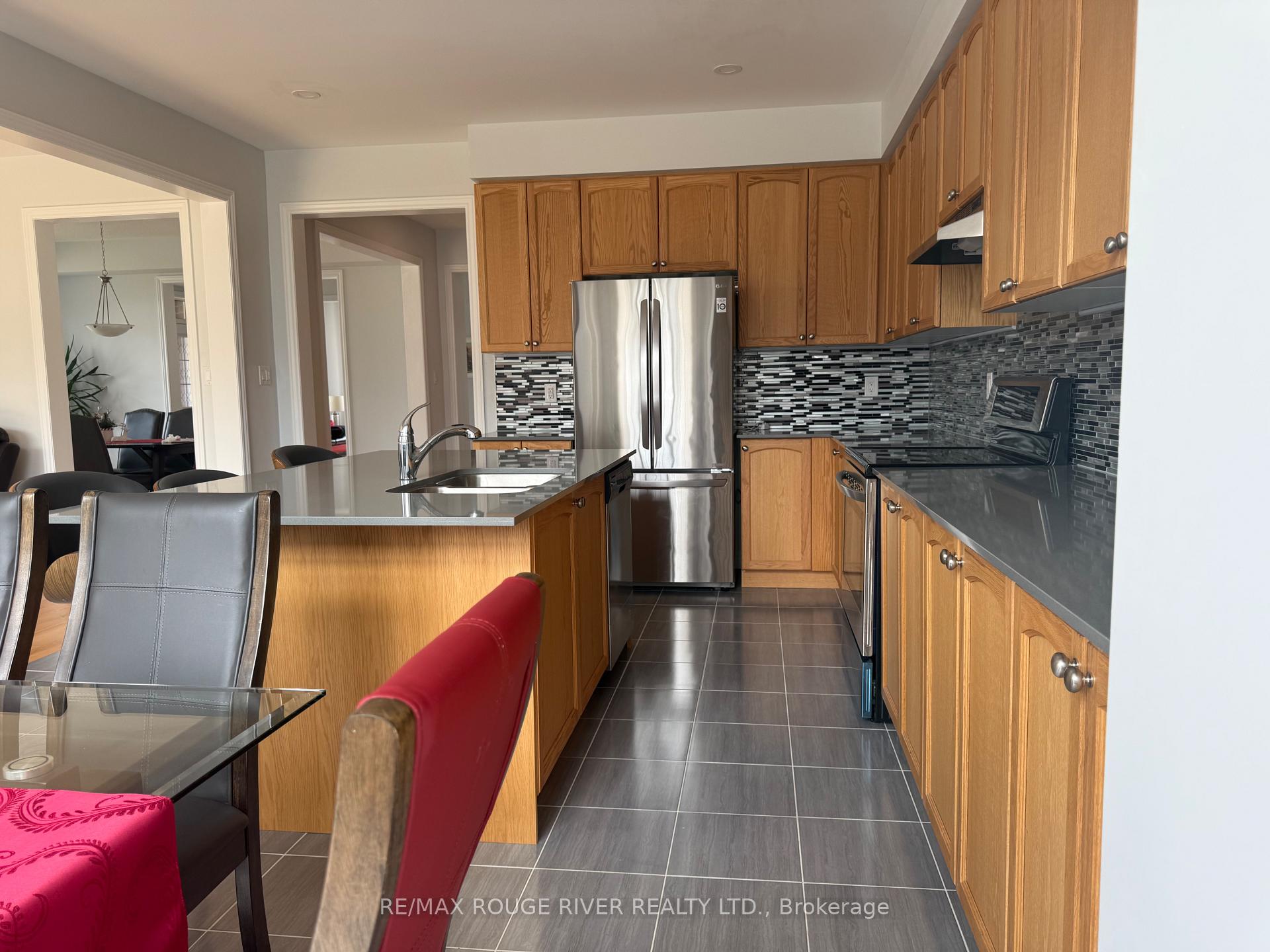 Photo 5 of 145 Highlands Boulevard, Cavan Monaghan, Cavan Twp — HOMEH