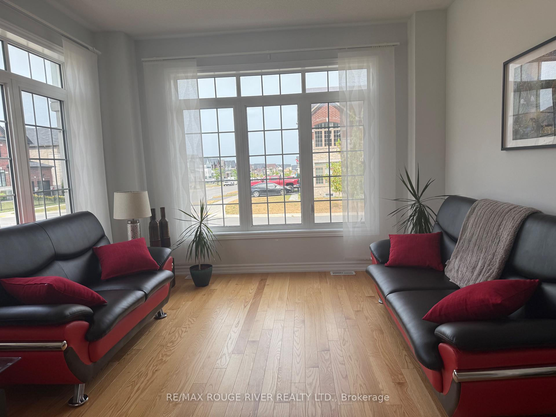 Photo 10 of 145 Highlands Boulevard, Cavan Monaghan, Cavan Twp — HOMEH