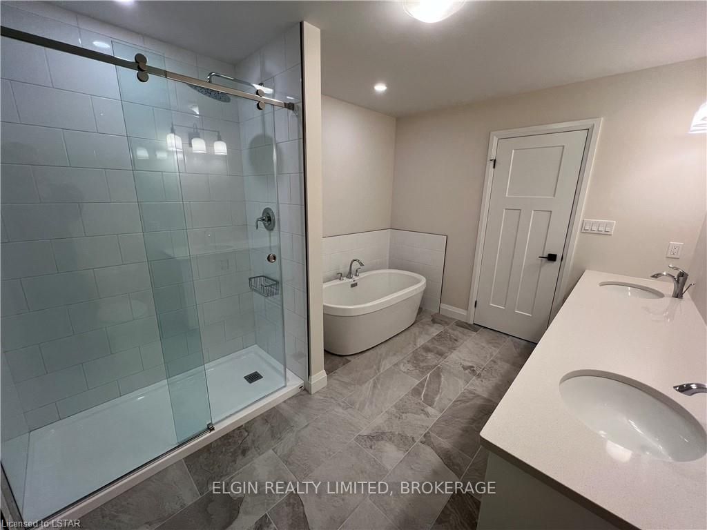 Photo 2 of 3-49 Royal Dornoch Drive, St. Thomas — HOMEH
