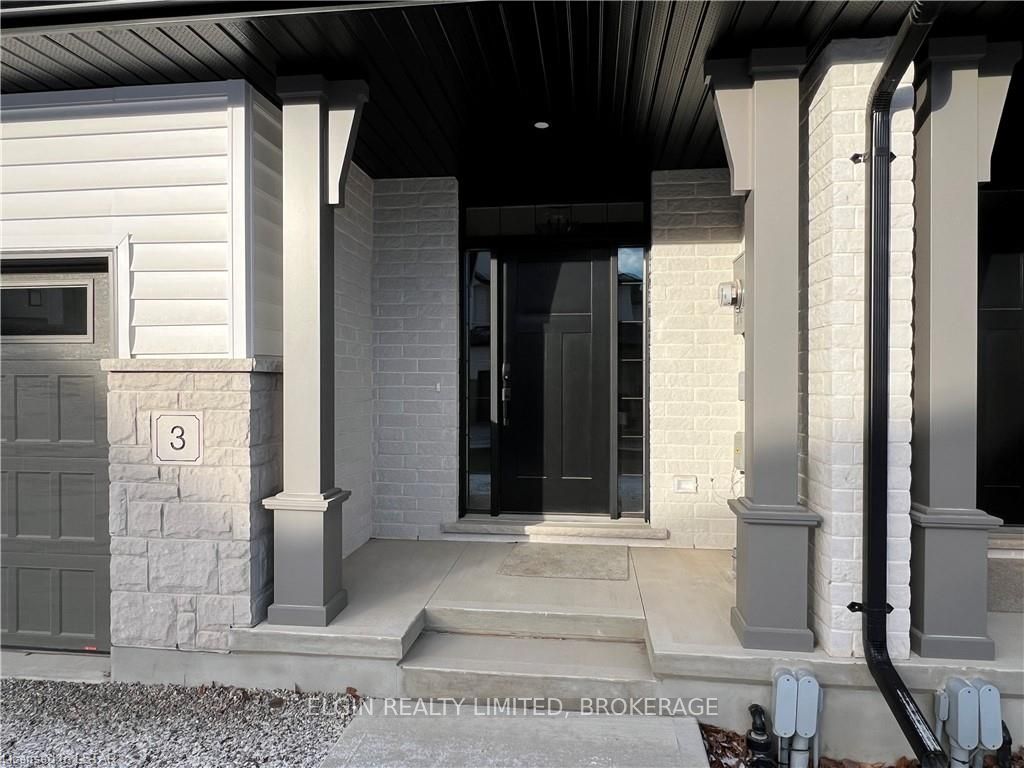 Photo 33 of 3-49 Royal Dornoch Drive, St. Thomas — HOMEH