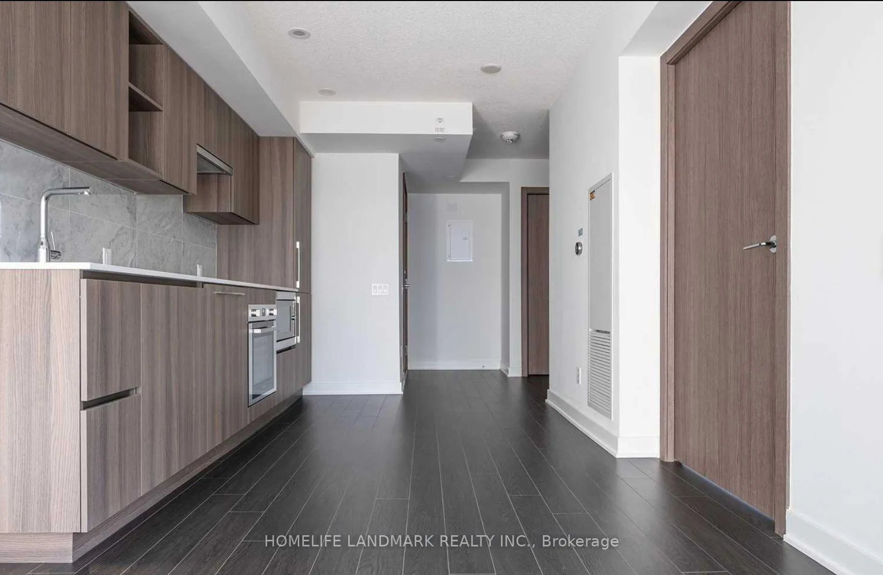Photo 6 of Unit 3202, 19 Bathurst Street, Toronto, Waterfront Communities — HOMEH