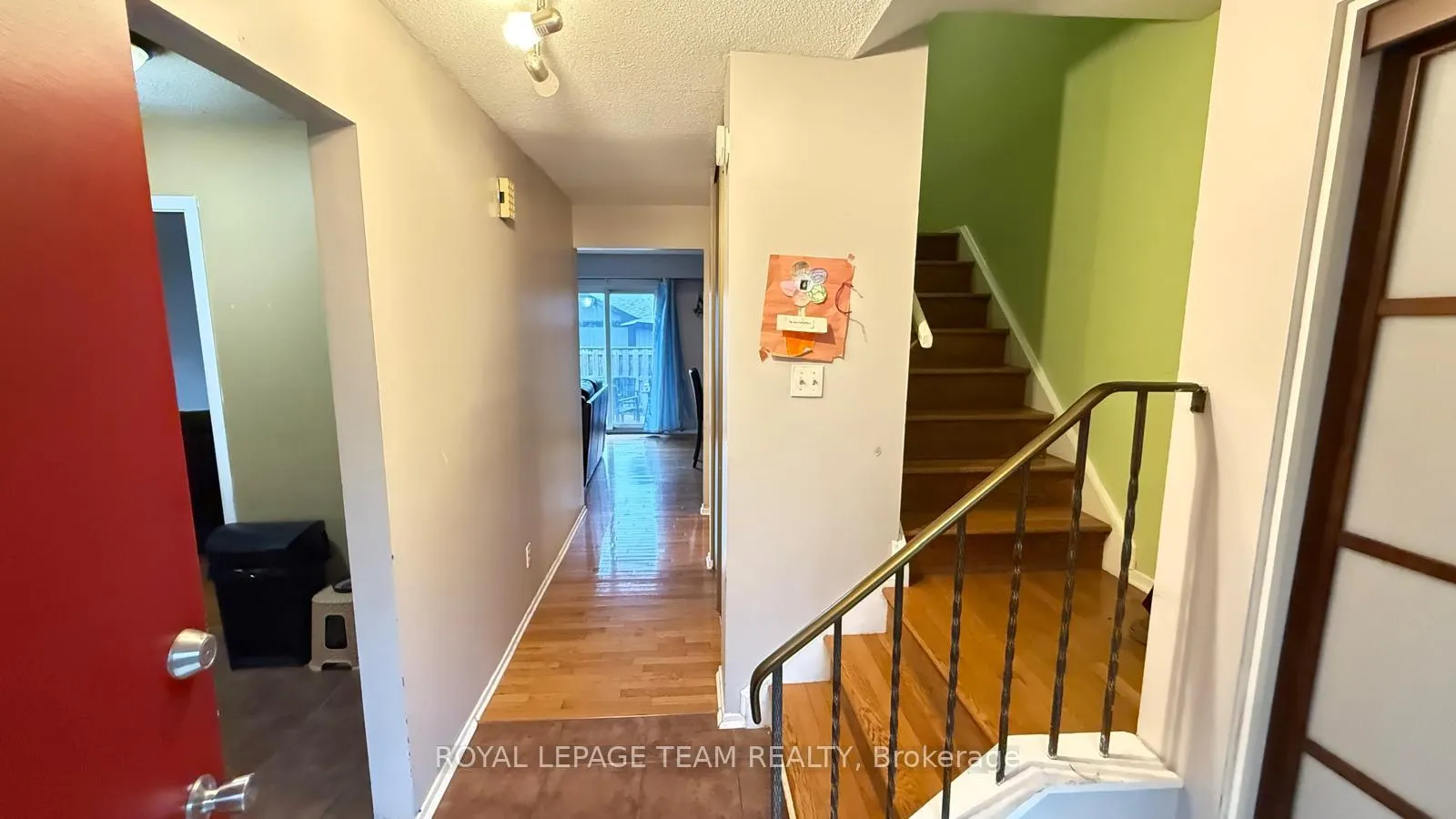 Photo 3 of 438D Moodie Drive, Ottawa, Westcliffe Estates — HOMEH