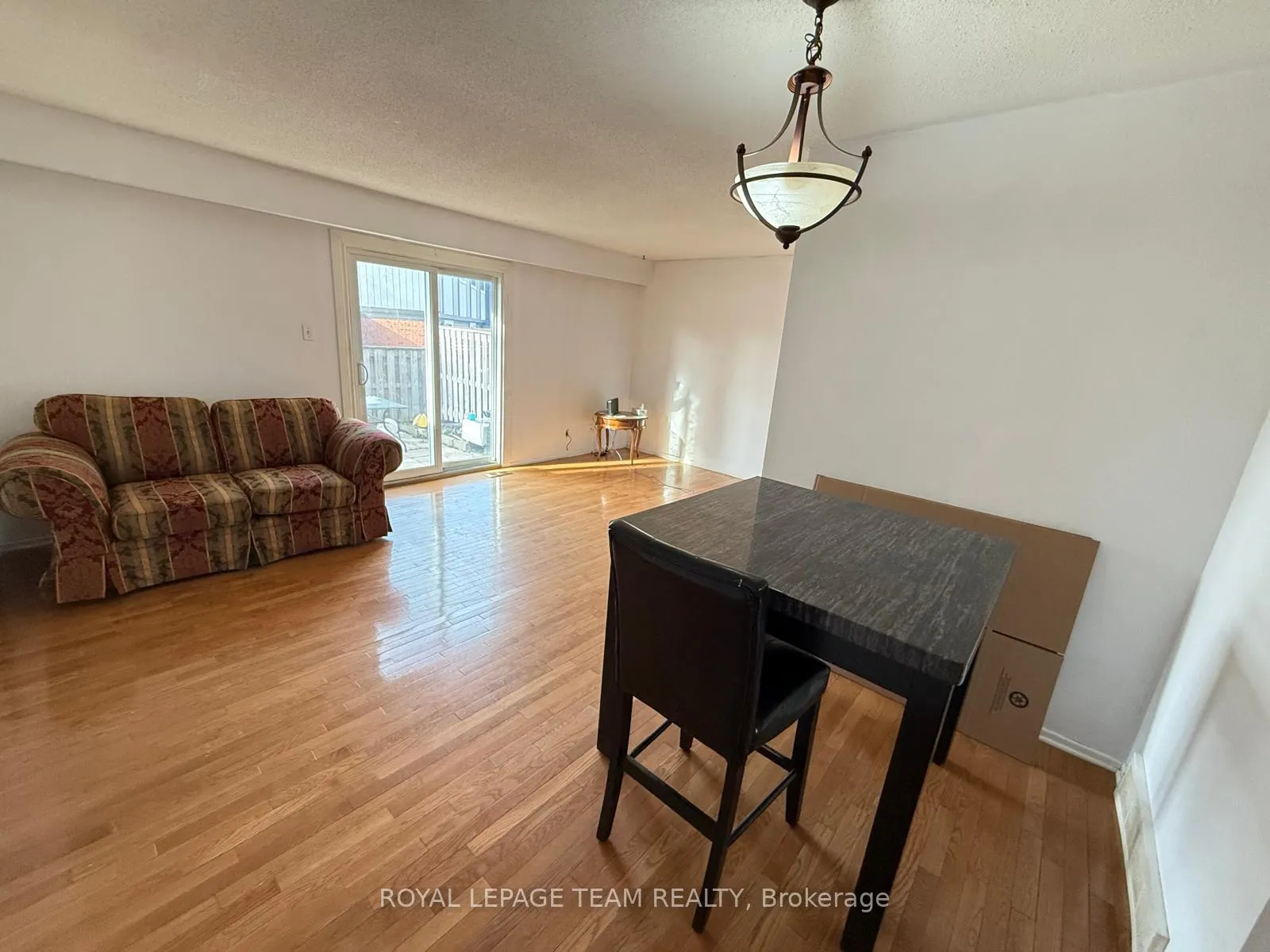 Photo 8 of 438D Moodie Drive, Ottawa, Westcliffe Estates — HOMEH