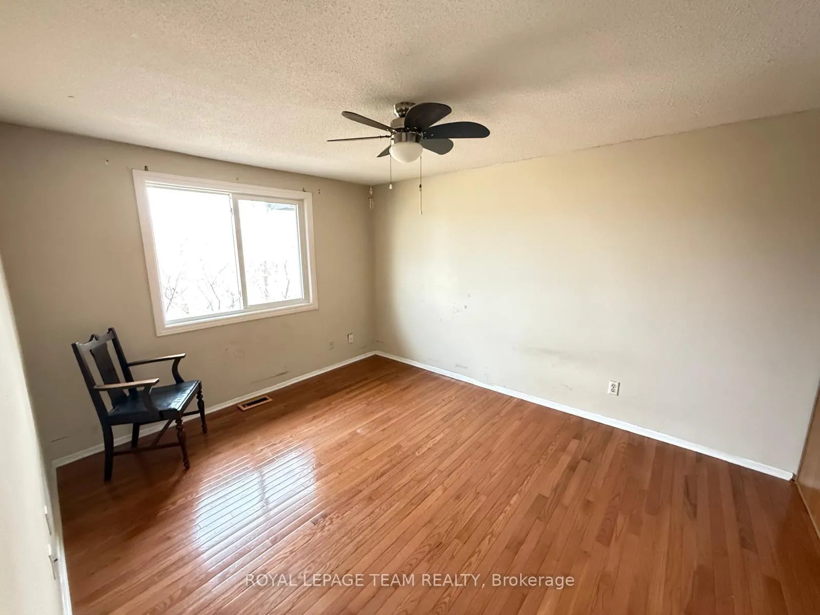 Photo 10 of 438D Moodie Drive, Ottawa, Westcliffe Estates — HOMEH