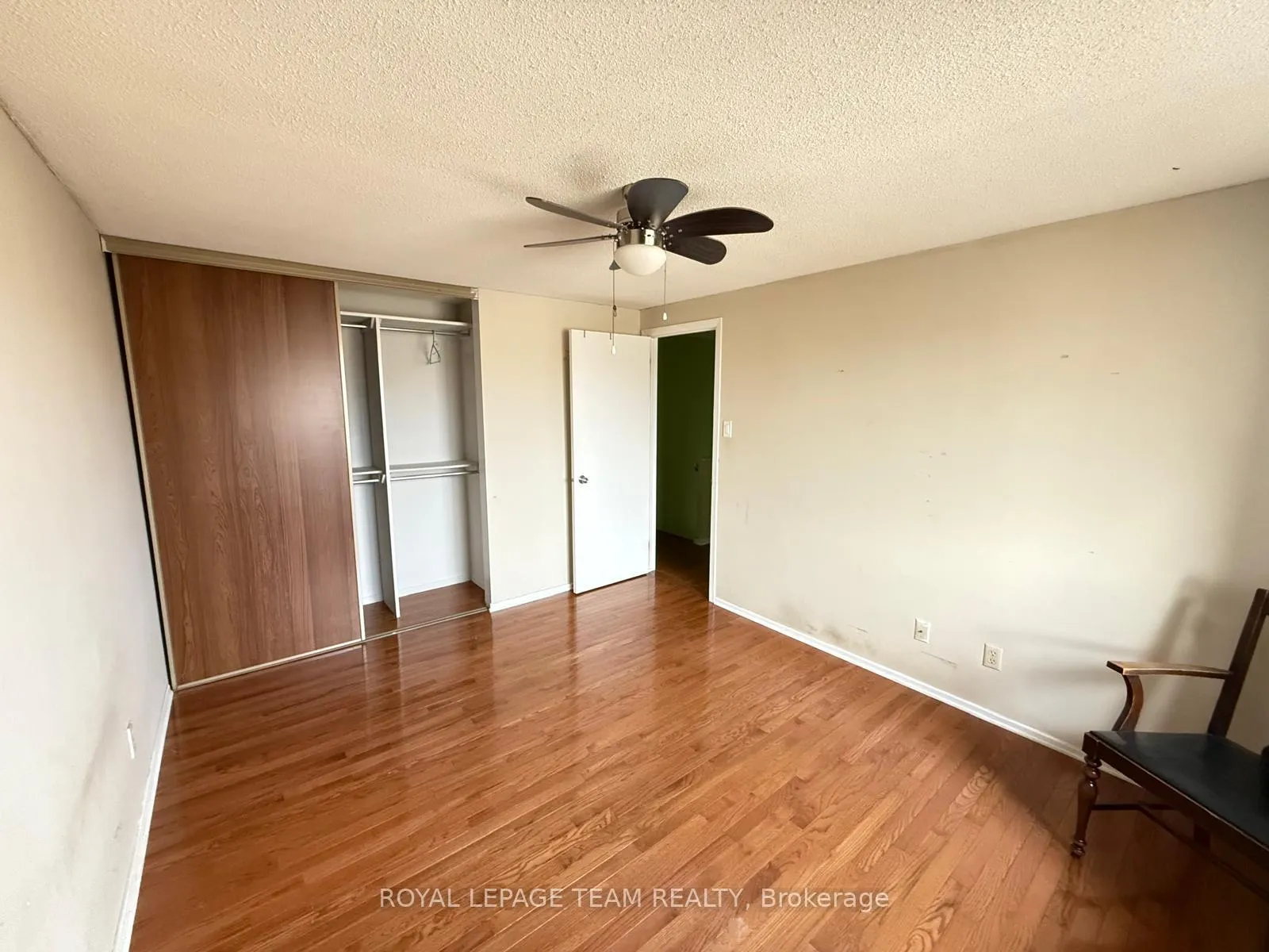 Photo 11 of 438D Moodie Drive, Ottawa, Westcliffe Estates — HOMEH