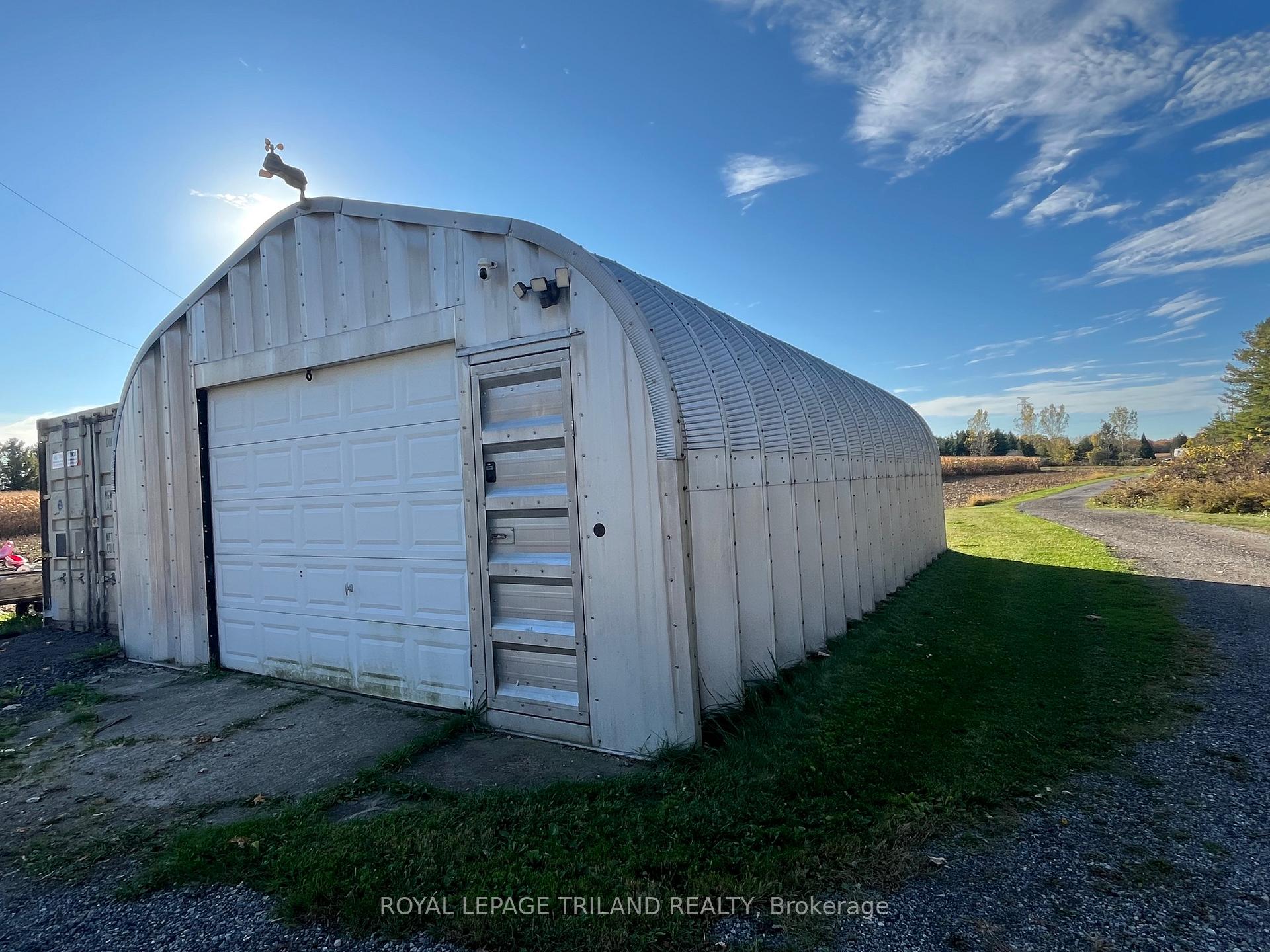 Photo 13 of 32896 Chalmers Line, Dutton/Dunwich, Iona — HOMEH