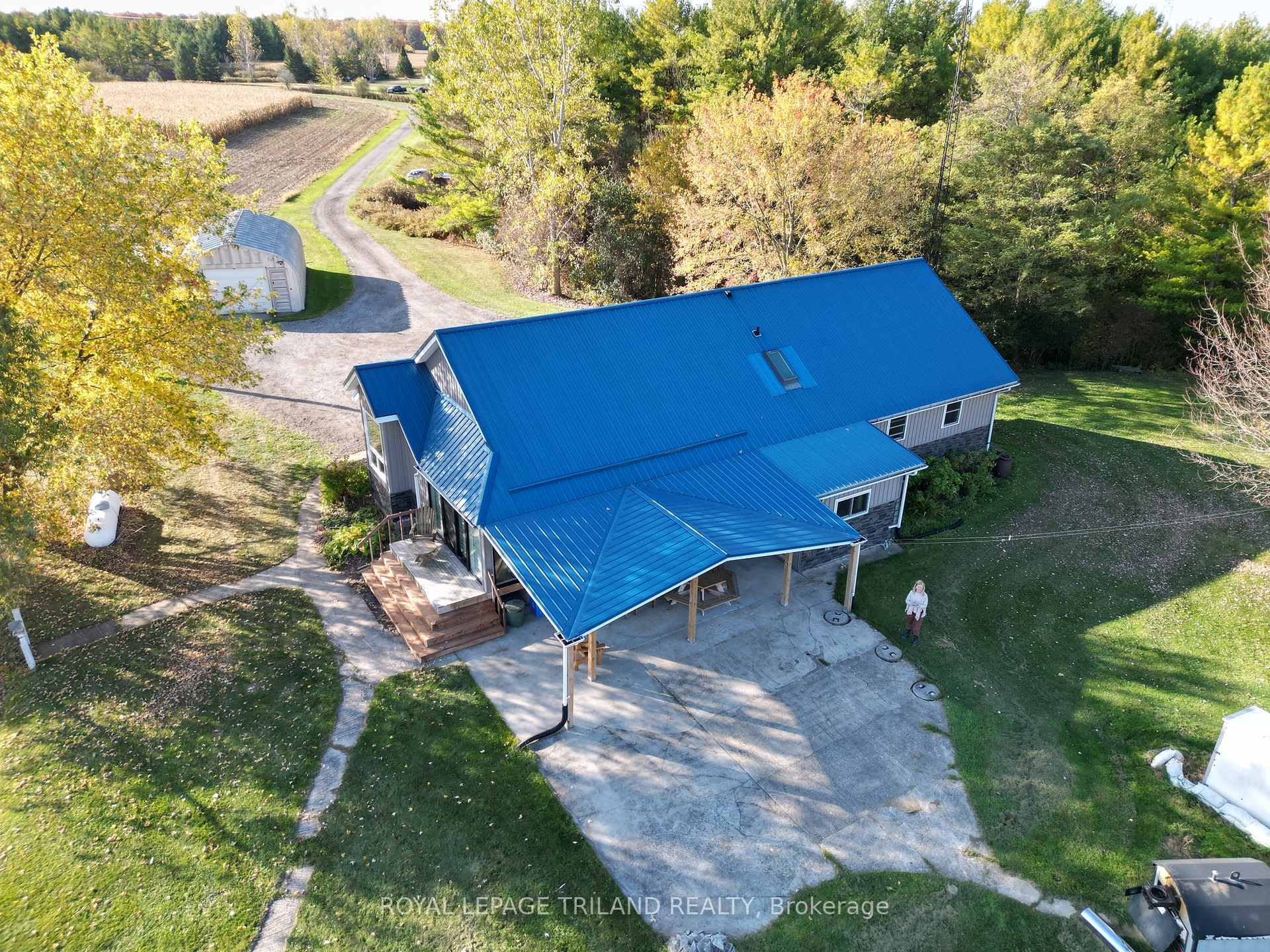 Photo 32 of 32896 Chalmers Line, Dutton/Dunwich, Iona — HOMEH