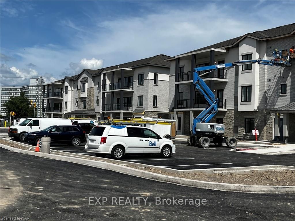 Photo 4 of Unit 306, 119 Lincoln Street, Welland, Broadway — HOMEH