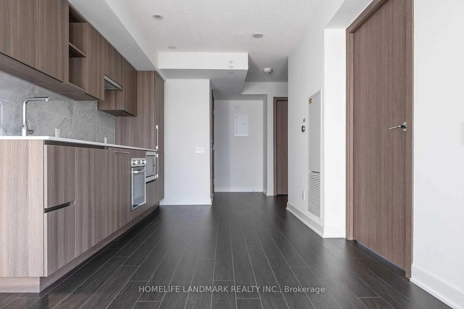 Photo 4 of Unit 3205, 17 Bathurst St Street, Toronto, Waterfront Communities — HOMEH