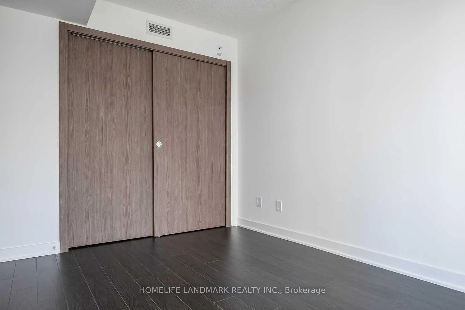 Photo 6 of Unit 3205, 17 Bathurst St Street, Toronto, Waterfront Communities — HOMEH
