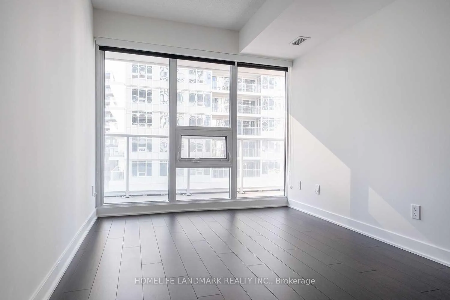 Photo 7 of Unit 3205, 17 Bathurst St Street, Toronto, Waterfront Communities — HOMEH
