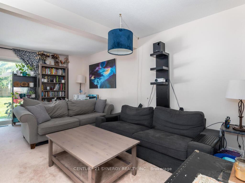 Photo 6 of 94 Bujold Court, Ottawa, Kanata - Katimavik — HOMEH