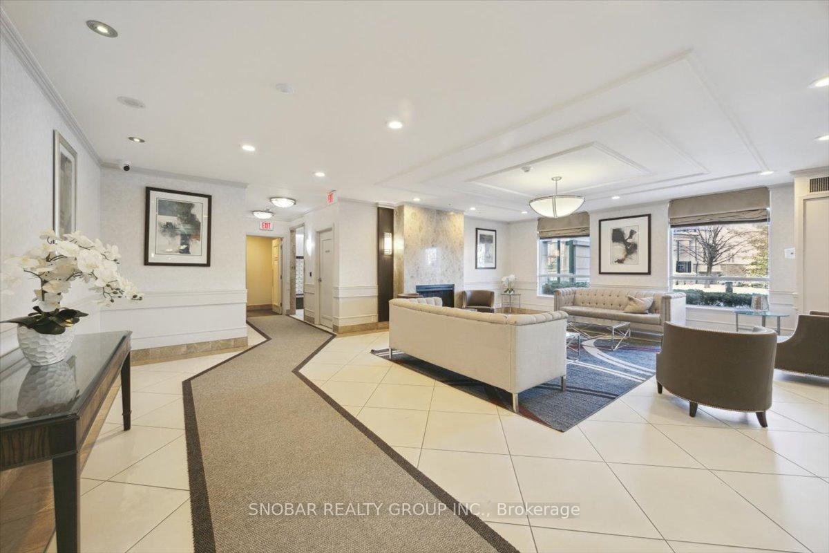 Photo 5 of Unit 103, 20 North Park Road, Vaughan, Beverley Glen — HOMEH