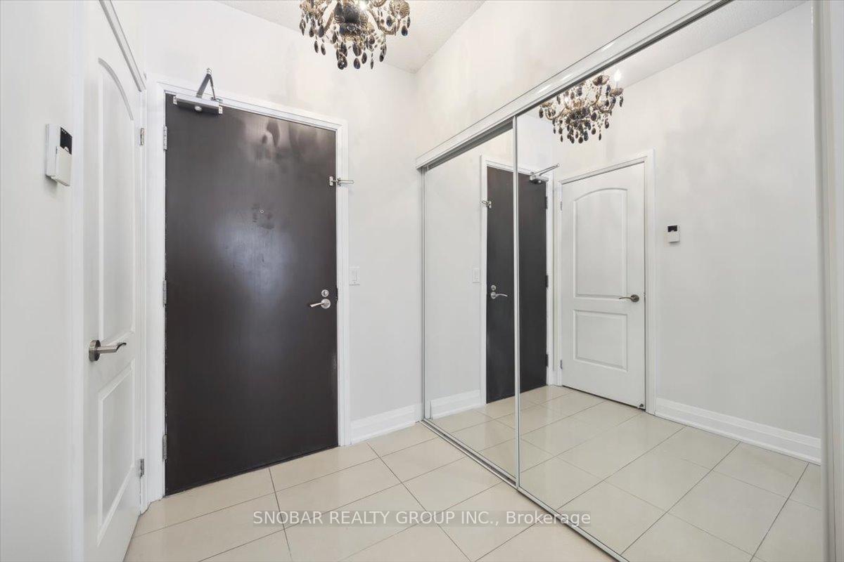Photo 7 of Unit 103, 20 North Park Road, Vaughan, Beverley Glen — HOMEH