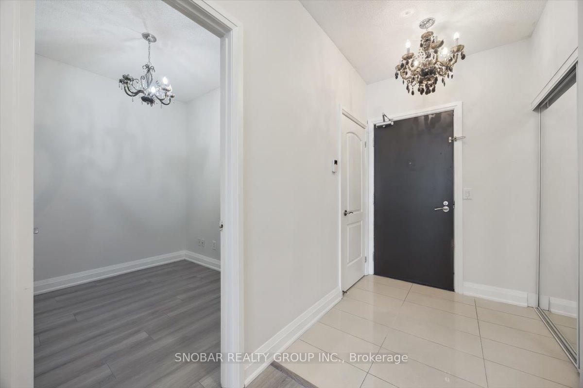 Photo 8 of Unit 103, 20 North Park Road, Vaughan, Beverley Glen — HOMEH