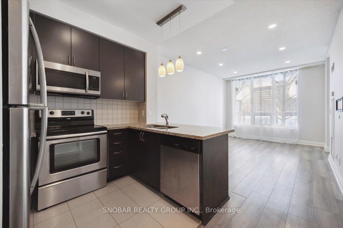 Photo 12 of Unit 103, 20 North Park Road, Vaughan, Beverley Glen — HOMEH