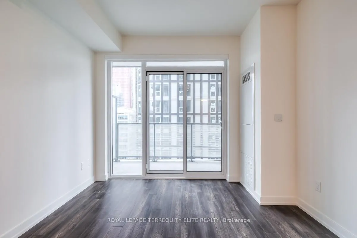 Photo 5 of Unit 2210, 89 Church Street, Toronto, Church-Yonge Corridor — HOMEH