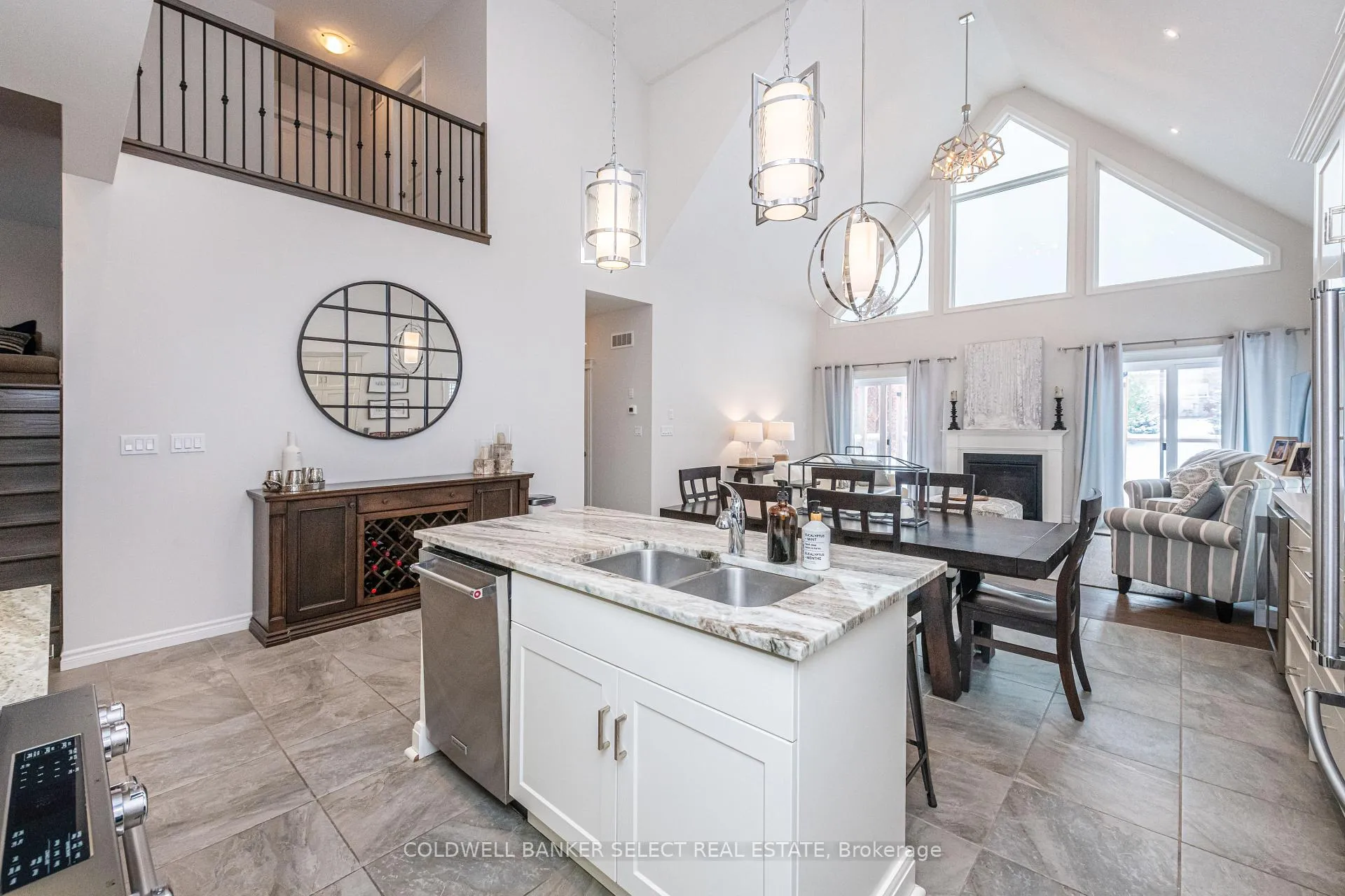 Photo 5 of Unit Unit 5, 3 Zimmerman Drive W, Caledon, Rural Caledon — HOMEH