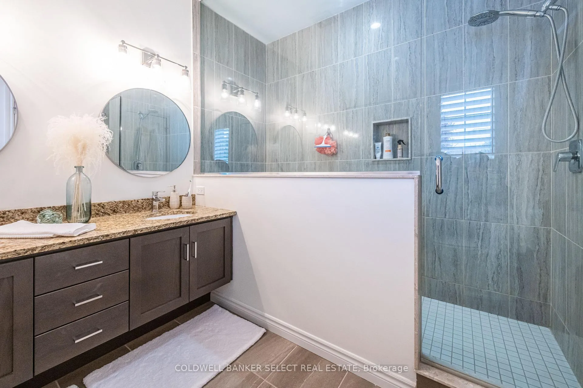 Photo 19 of Unit Unit 5, 3 Zimmerman Drive W, Caledon, Rural Caledon — HOMEH