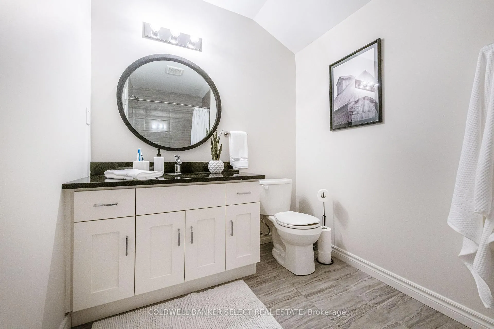 Photo 23 of Unit Unit 5, 3 Zimmerman Drive W, Caledon, Rural Caledon — HOMEH