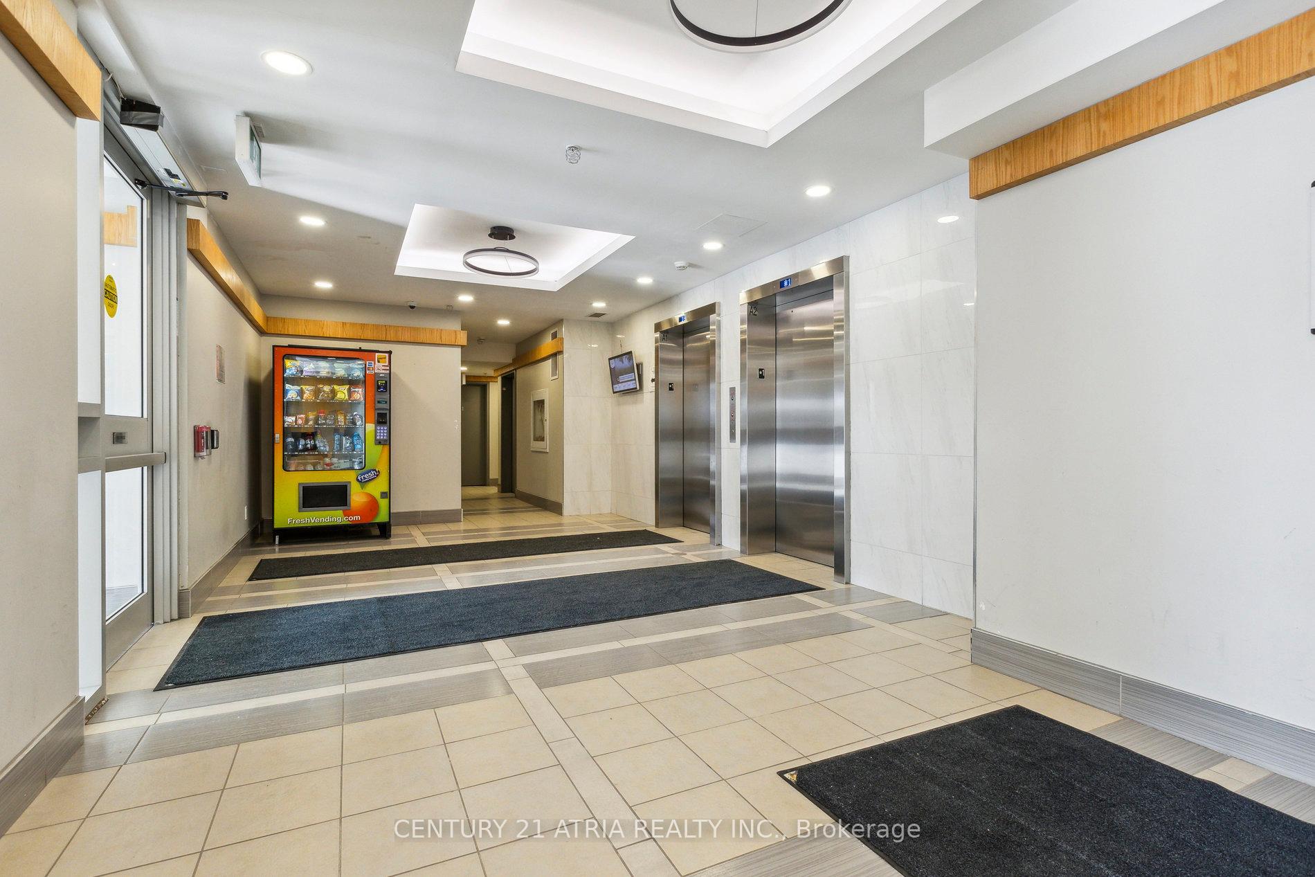 Photo 4 of Unit 1615, 258 A Sunview Street, Waterloo, Beechwood/University — HOMEH