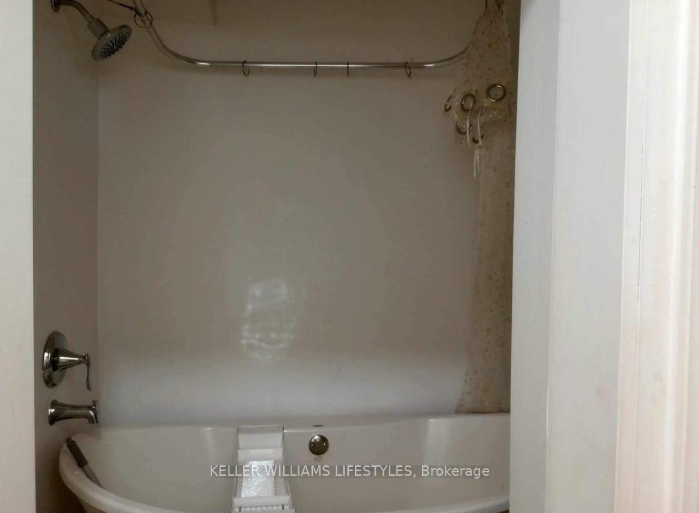 Photo 6 of Unit 7, 21 Brock Street, Bayham, Port Burwell — HOMEH