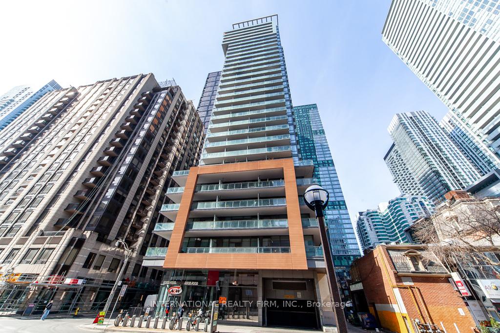 Photo 3 of Unit 318, 8 Mercer Street, Toronto, Waterfront Communities — HOMEH