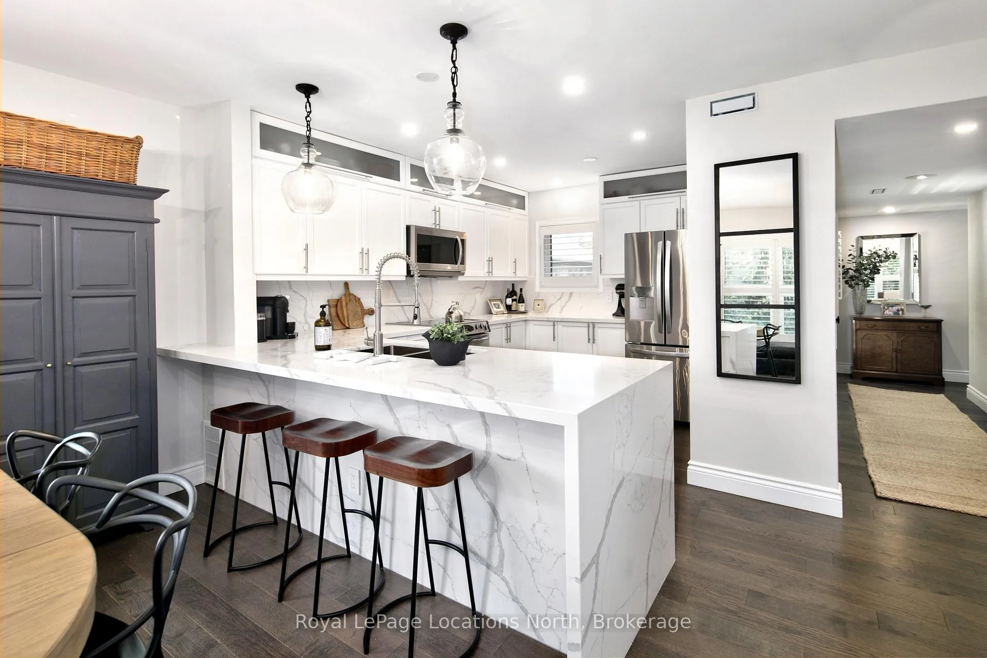 Photo 8 of 417 Mariners Way, Collingwood — HOMEH