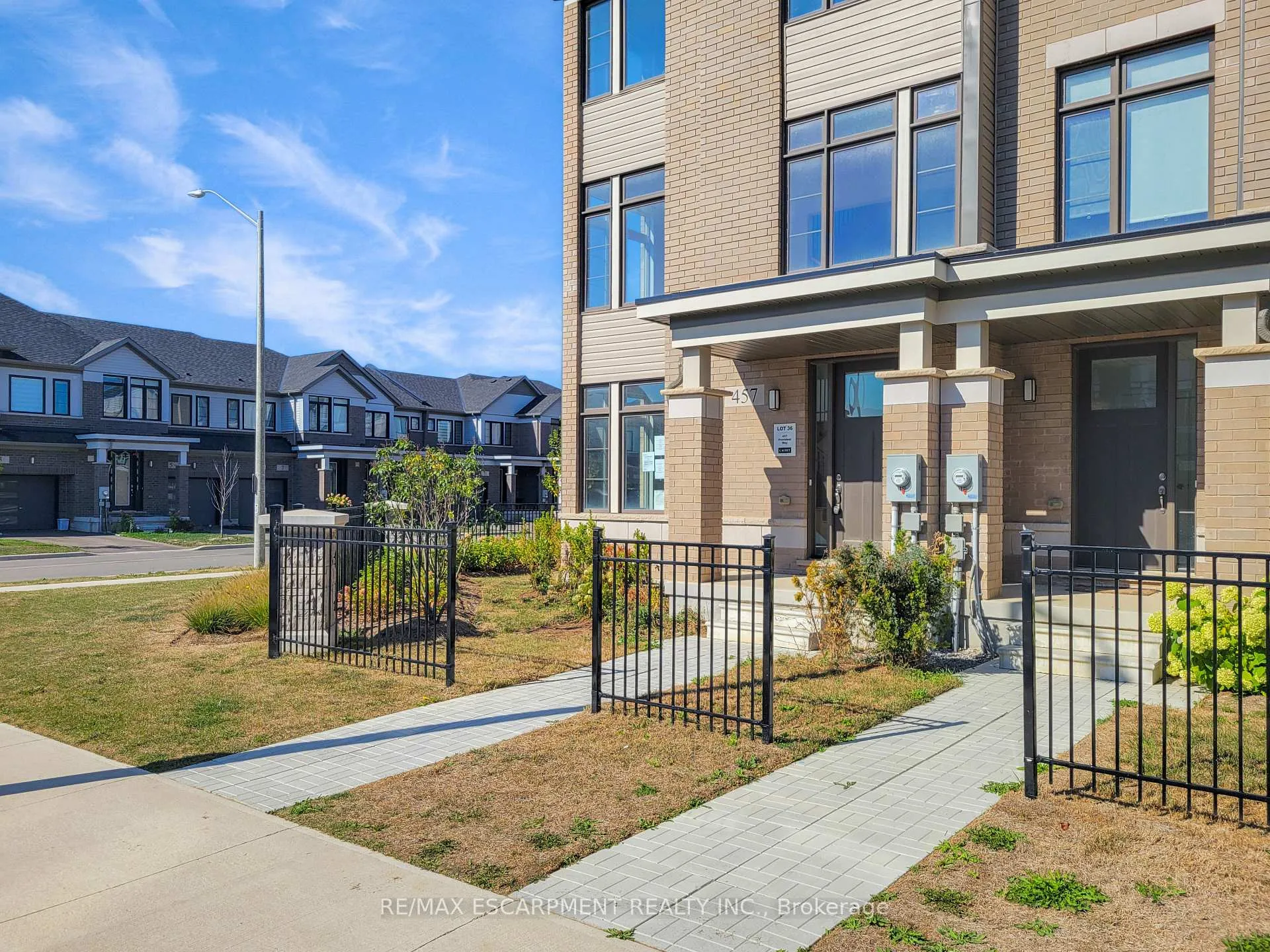 Photo 2 of 457 Provident Way, Hamilton, Mount Hope — HOMEH