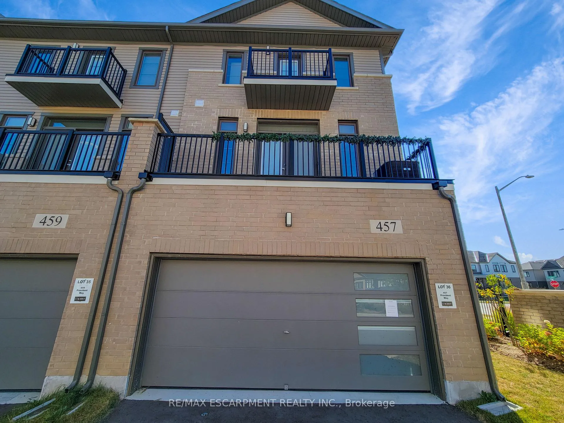 Photo 5 of 457 Provident Way, Hamilton, Mount Hope — HOMEH