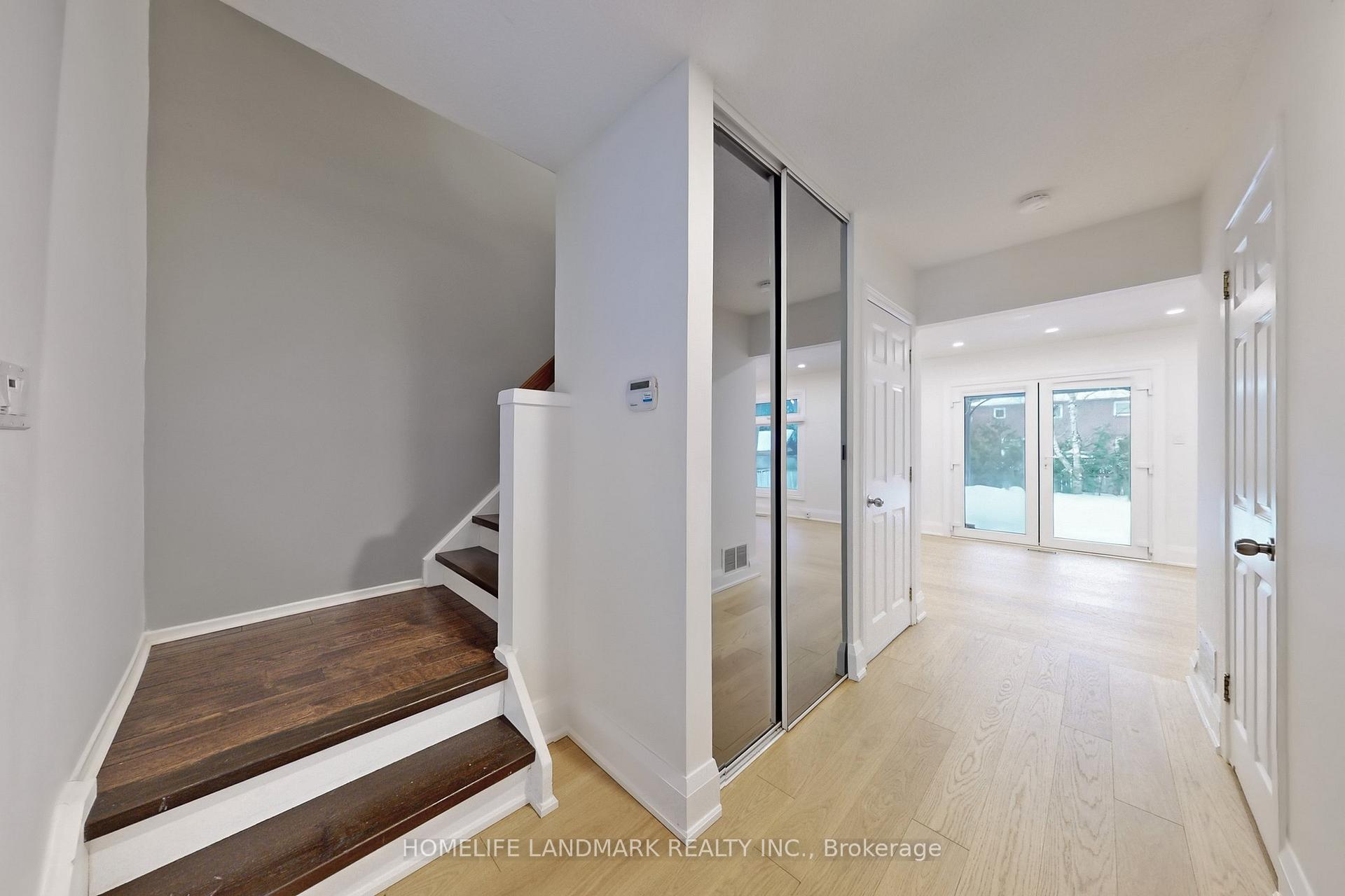 Photo 16 of 38 Corbett Crescent, Aurora, Aurora Highlands — HOMEH