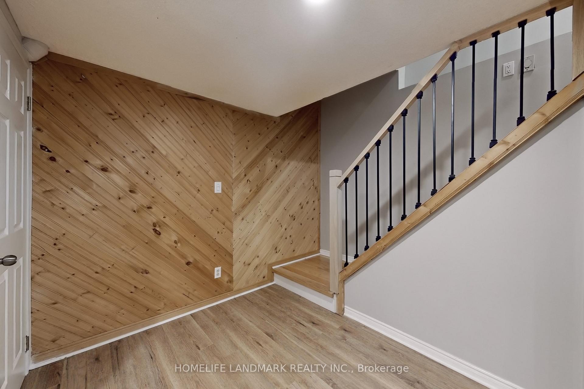 Photo 34 of 38 Corbett Crescent, Aurora, Aurora Highlands — HOMEH