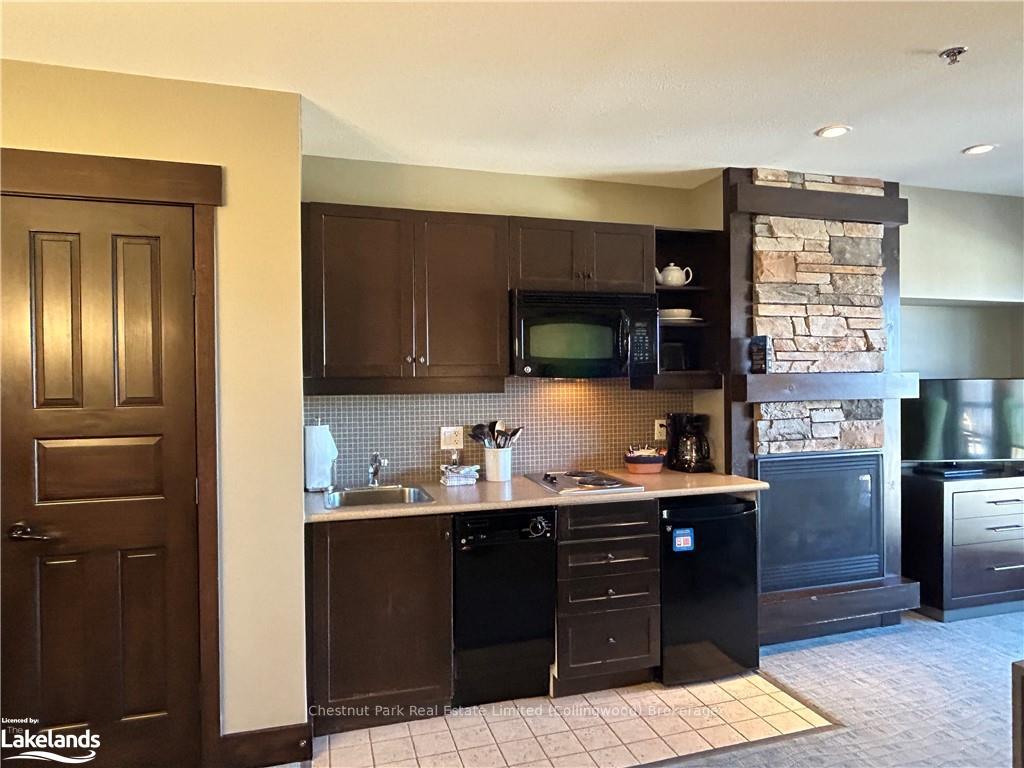 Photo 14 of Unit 233, 190 Jozo Weider Boulevard, Blue Mountains — HOMEH