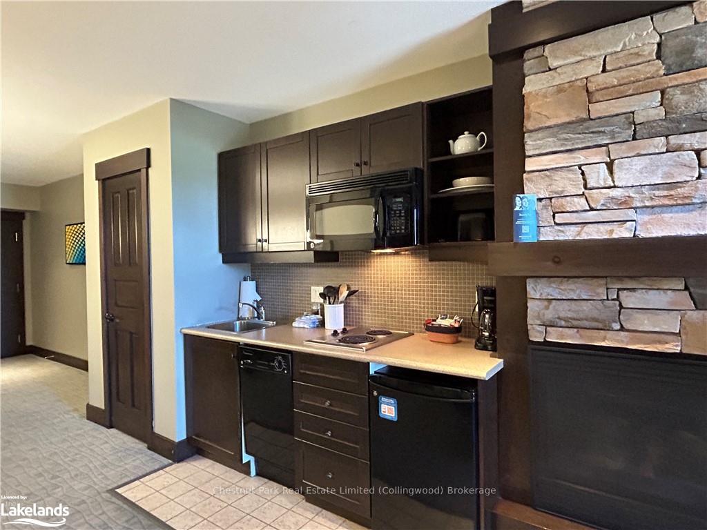 Photo 18 of Unit 233, 190 Jozo Weider Boulevard, Blue Mountains — HOMEH