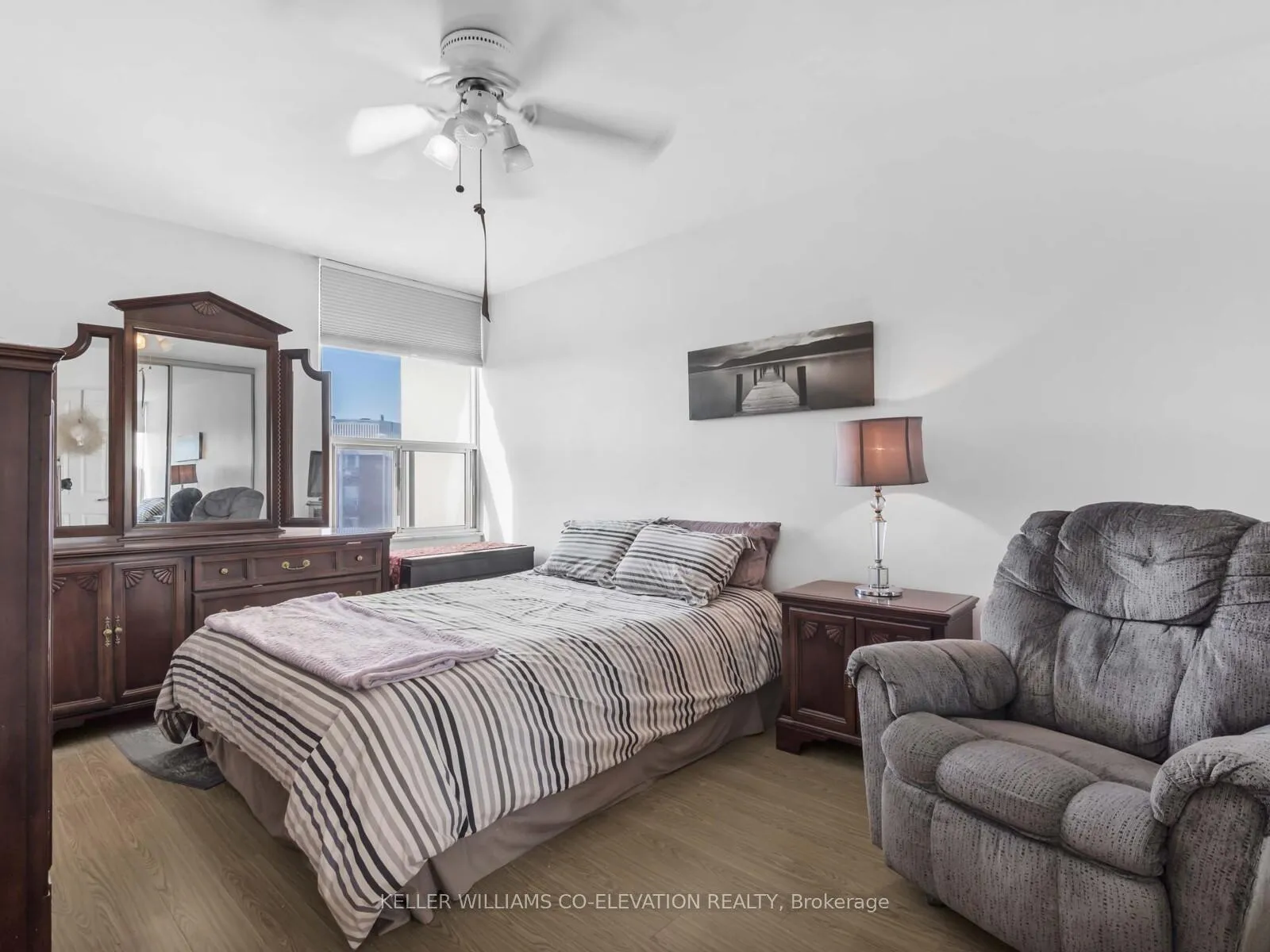 Photo 16 of Unit 2012, 60 Pavane Linkway, Toronto, Flemingdon Park — HOMEH