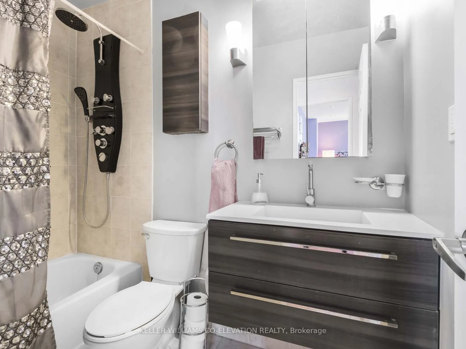 Photo 21 of Unit 2012, 60 Pavane Linkway, Toronto, Flemingdon Park — HOMEH