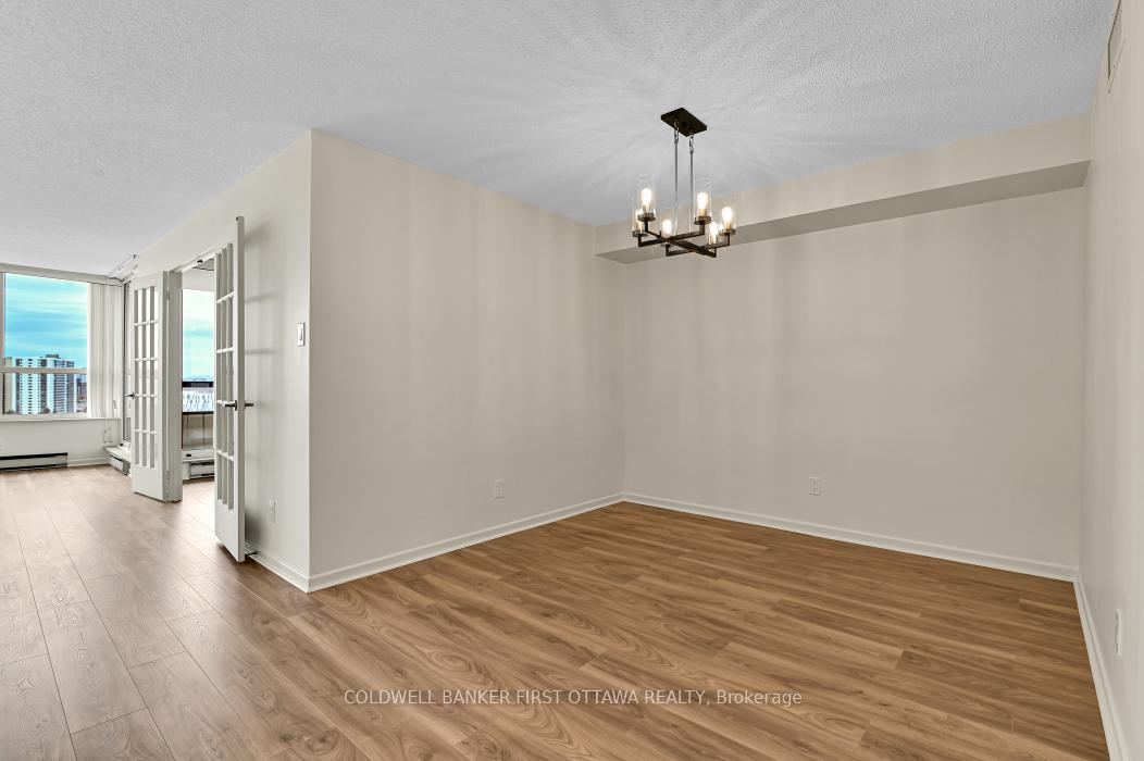Photo 8 of Unit 1601, 1510 Riverside Drive, Ottawa, Riverview Park — HOMEH
