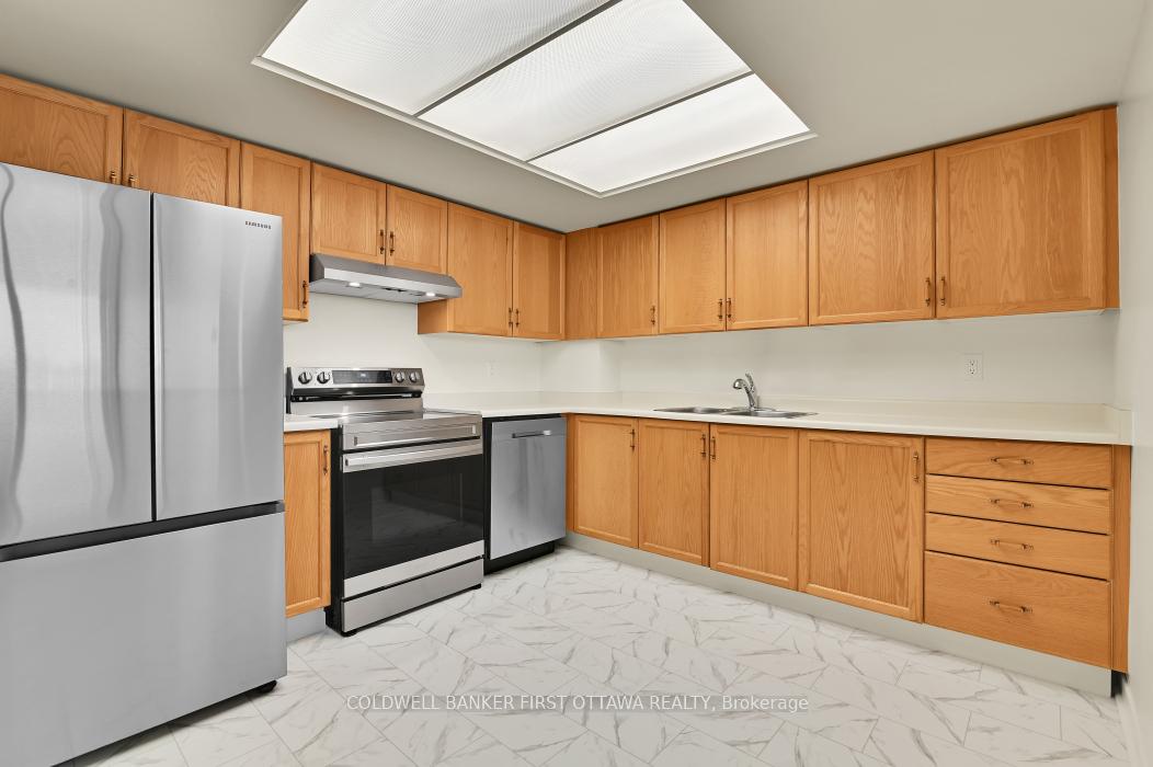 Photo 11 of Unit 1601, 1510 Riverside Drive, Ottawa, Riverview Park — HOMEH