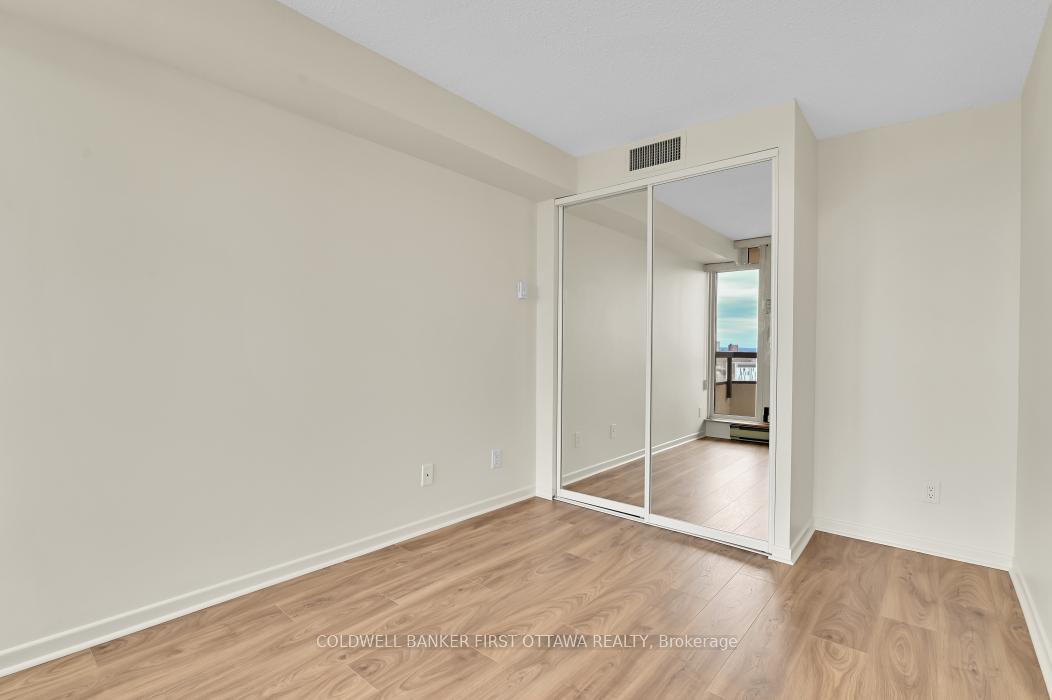 Photo 20 of Unit 1601, 1510 Riverside Drive, Ottawa, Riverview Park — HOMEH