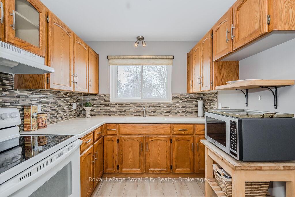 Photo 9 of Unit 107, 1 Sunnylea Crescent, Guelph, General Hospital — HOMEH